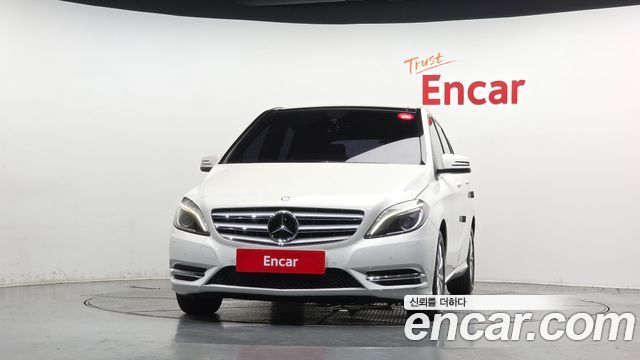 Mercedes-Benz B-Class 2015 — photo 3