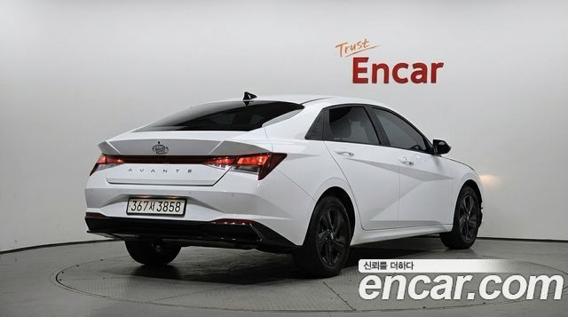 Hyundai AVANTE 2023 — photo 2