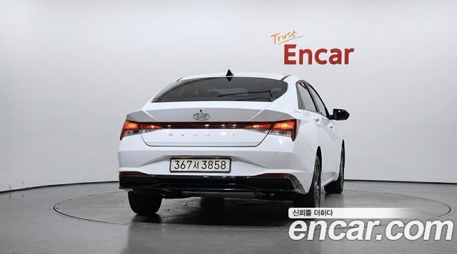 Hyundai AVANTE 2023 — photo 4