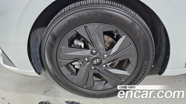 Hyundai AVANTE 2023 — photo 5
