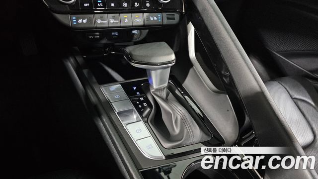 Hyundai AVANTE 2023 — photo 12
