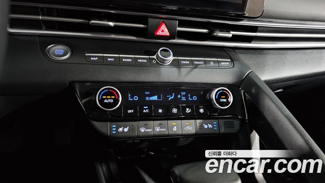 Hyundai AVANTE 2023 — photo 23