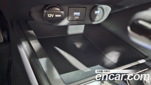 Hyundai AVANTE 2023 — photo 24