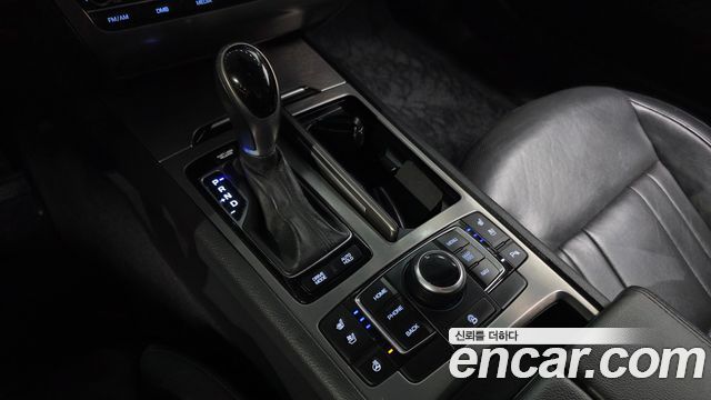 Hyundai Genesis 2014 — photo 12