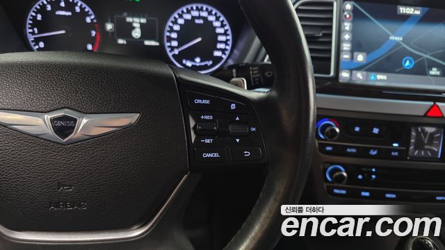 Hyundai Genesis 2014 — photo 24