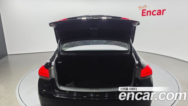 Hyundai Genesis 2014 — photo 26