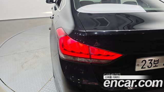 Hyundai Genesis 2014 — photo 9
