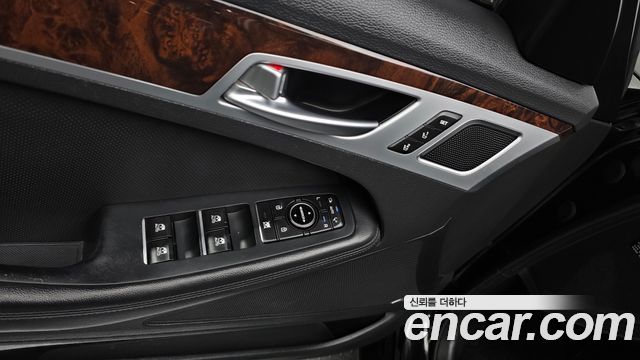 Hyundai Genesis 2014 — photo 27