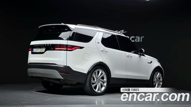Land Rover Discovery 2022 — photo 2