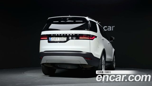 Land Rover Discovery 2022 — photo 4