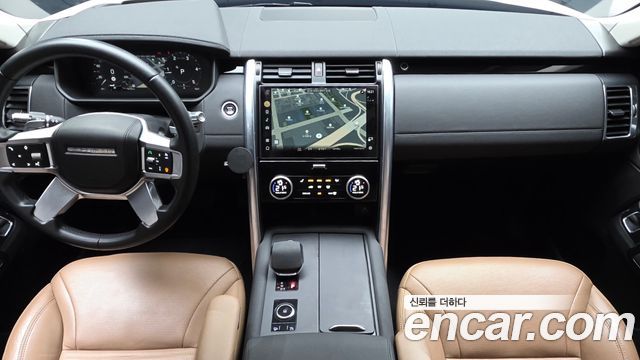 Land Rover Discovery 2022 — photo 10