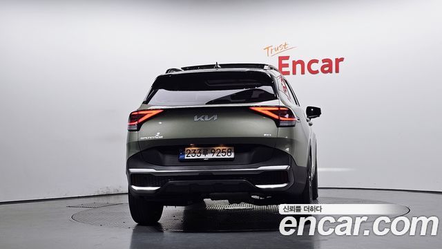 Kia Sportage 2023 — photo 4