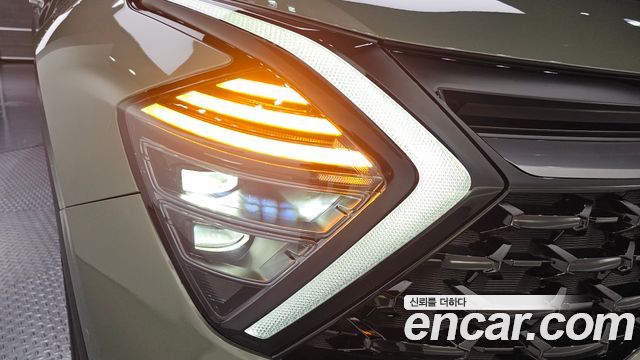 Kia Sportage 2023 — photo 8