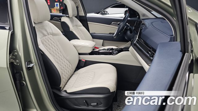 Kia Sportage 2023 — photo 16