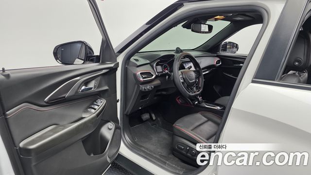 Chevrolet Korea Trailblazer 2022 — photo 10