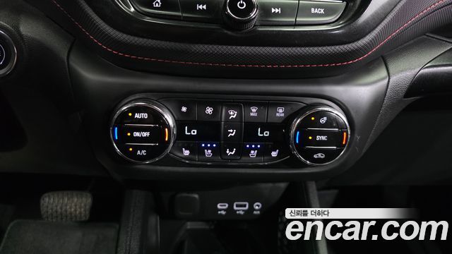 Chevrolet Korea Trailblazer 2022 — photo 17