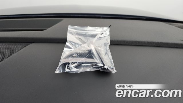 Audi e-tron 2023 — photo 21