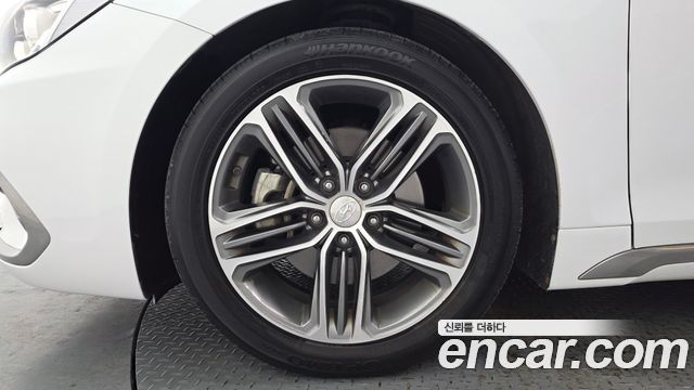 Hyundai Grandeur 2017 — photo 5