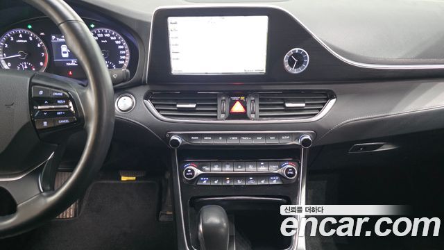 Hyundai Grandeur 2017 — photo 19