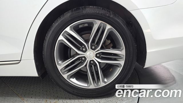 Hyundai Grandeur 2017 — photo 7