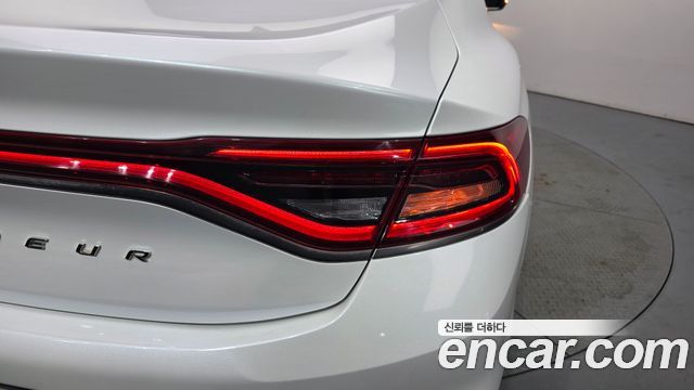 Hyundai Grandeur 2017 — photo 9