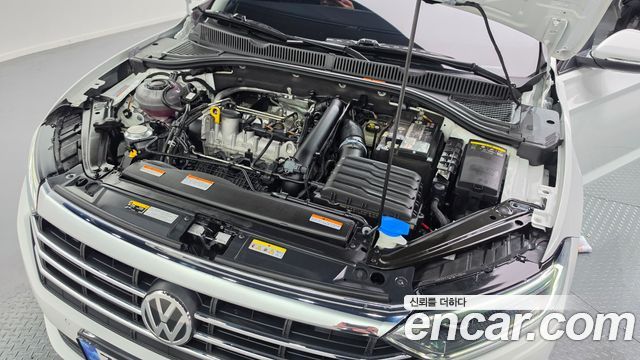 Volkswagen Jetta 2021 — photo 6