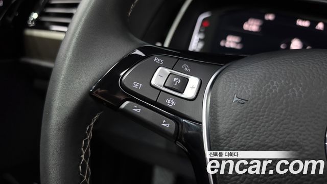 Volkswagen Jetta 2021 — photo 21