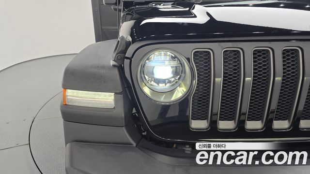 Jeep Wrangler 2020 — photo 8
