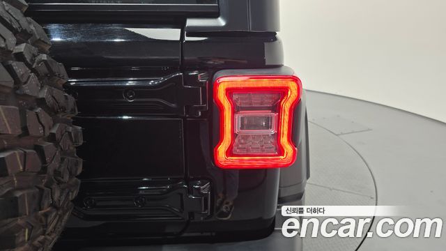 Jeep Wrangler 2020 — photo 9