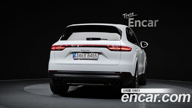 Porsche Cayenne 2021 — photo 4
