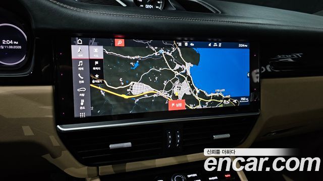 Porsche Cayenne 2021 — photo 22