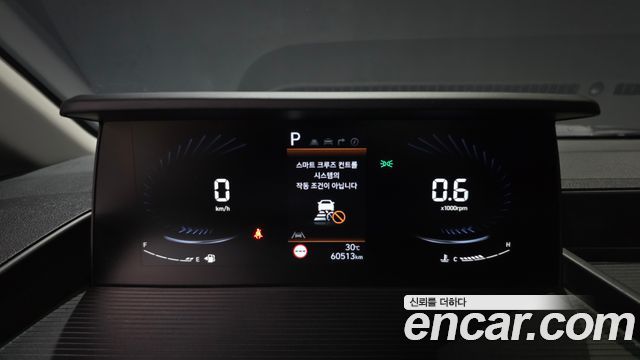 Hyundai Staria 2024 — photo 11