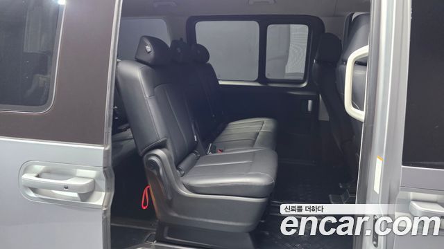 Hyundai Staria 2024 — photo 18