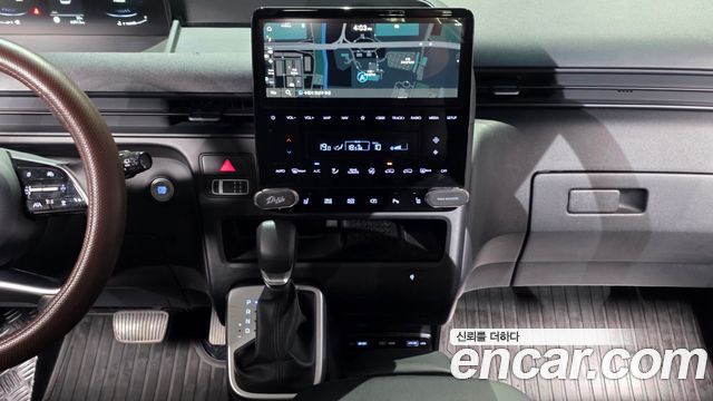 Hyundai Staria 2024 — photo 20