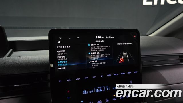 Hyundai Staria 2024 — photo 22