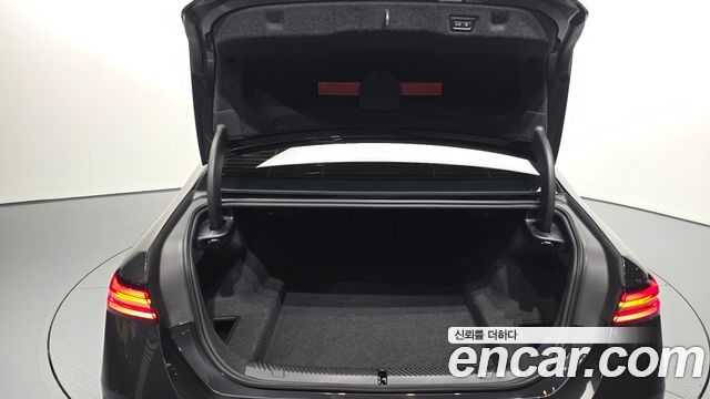 BMW 5-Series 2025 — photo 26