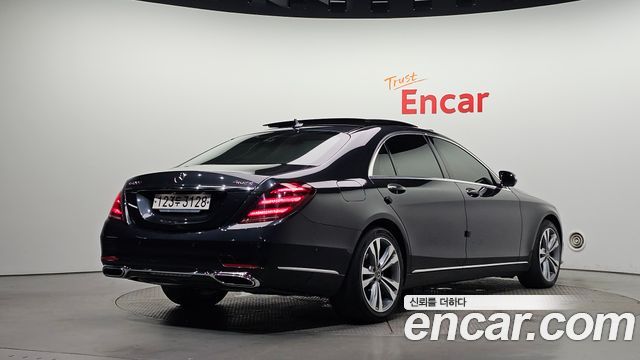 Mercedes-Benz S-Class 2018 — photo 2