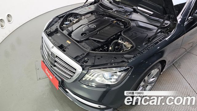 Mercedes-Benz S-Class 2018 — photo 6