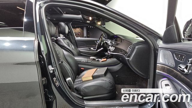 Mercedes-Benz S-Class 2018 — photo 12
