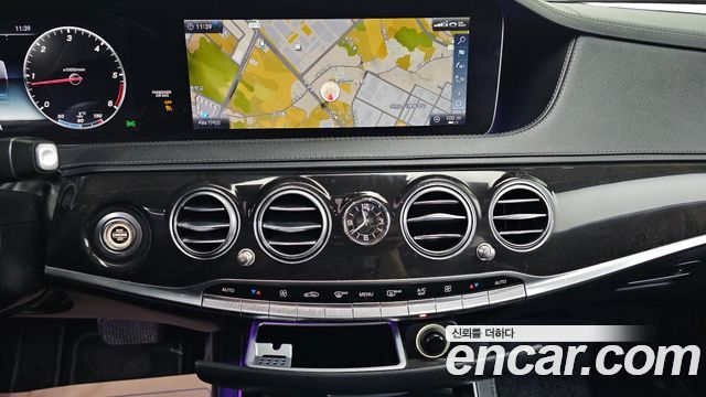 Mercedes-Benz S-Class 2018 — photo 14