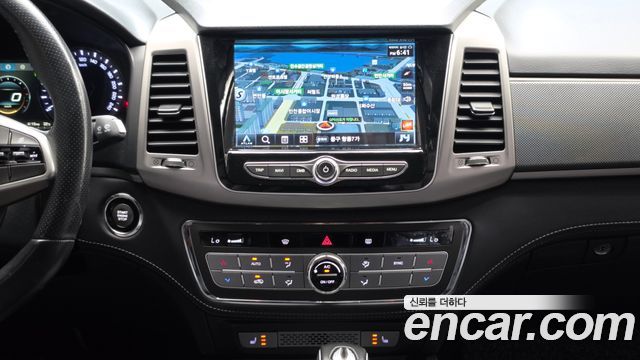 KG Mobility Rexton 2019 — photo 20
