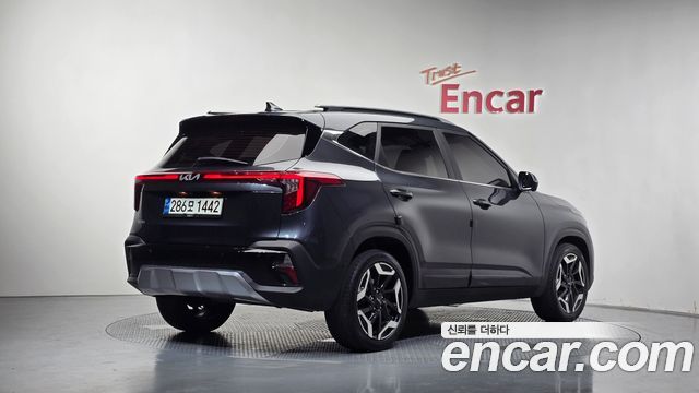 Kia Seltos 2023 — photo 2