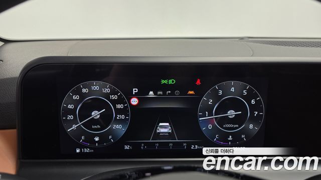 Kia Seltos 2023 — photo 8