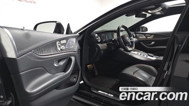 Mercedes-Benz AMG GT 2023 — photo 13