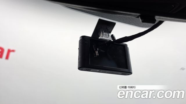 Hyundai i30 2017 — photo 27
