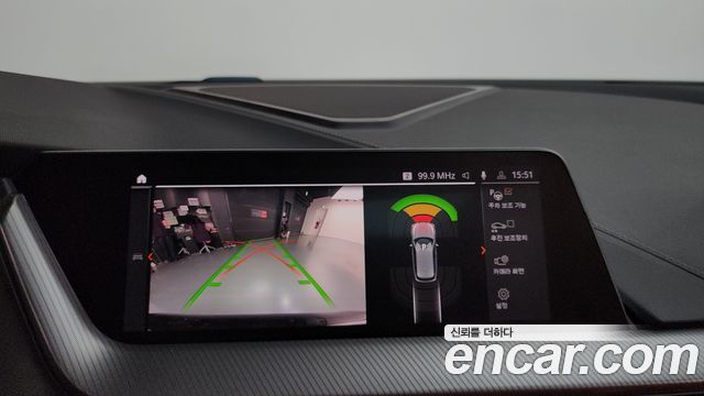 BMW 1-Series 2022 — photo 20