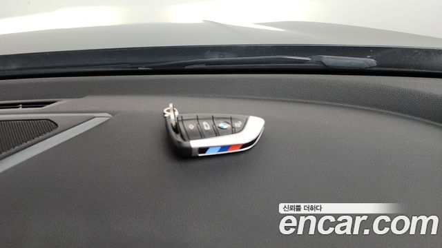 BMW 1-Series 2022 — photo 26