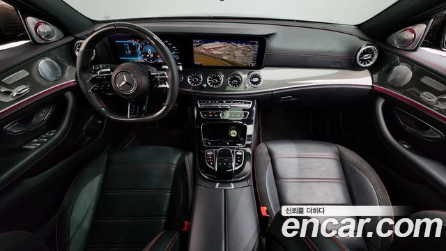 Mercedes-Benz E-Class 2018 — photo 10