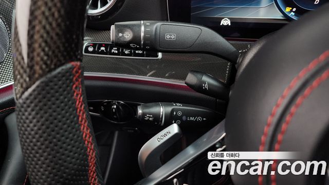 Mercedes-Benz E-Class 2018 — photo 26