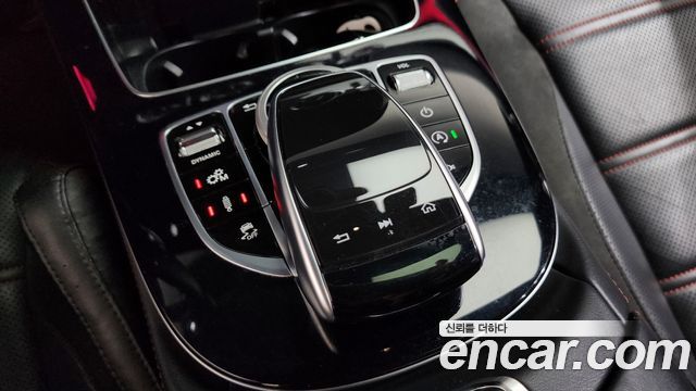 Mercedes-Benz E-Class 2018 — photo 32